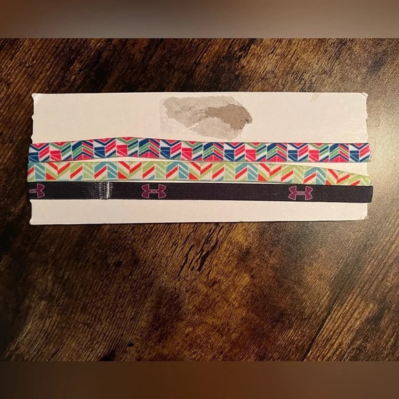 Under Armour girls/women’s headband set of 3 - Picture 2 of 8